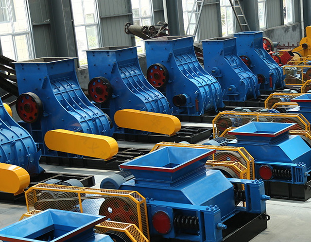 硫磺粉碎易堵認(rèn)準(zhǔn)無篩底雙級破碎機專治各種高濕物料